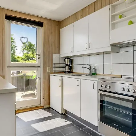 Nyaraló Jenvold - 300m To The Inlet In Se Jutland By Interhome *